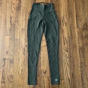 Green bombshell twist back leggings